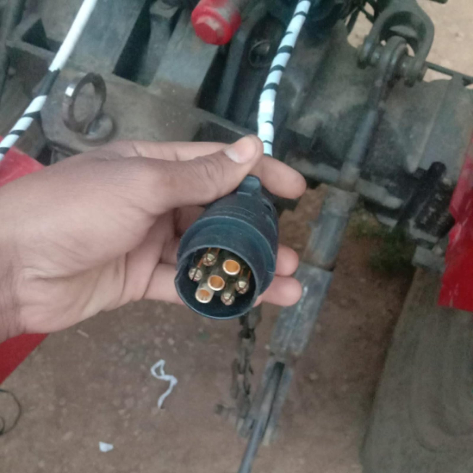 Allpartssource 7 Pin Plug Adapter Connector Socket Tractor Trailer Towbar Towing Electric Converter - Image 3